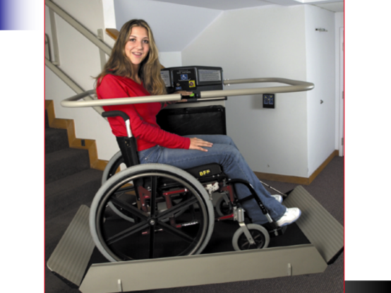 曲線型斜掛式輪椅升降平臺-斜掛式升降平臺,輪椅升降平臺,無障礙升降平臺